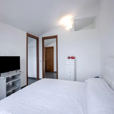 Holiday home Snug Holiday Home In Quartu Sant'Elena-Ca With Garden