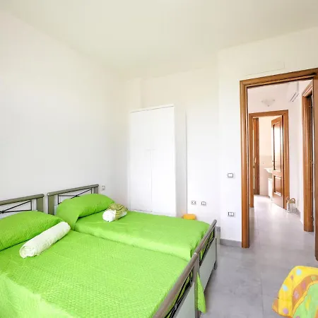 Snug Holiday Home In Quartu Sant'Elena-Ca With Garden