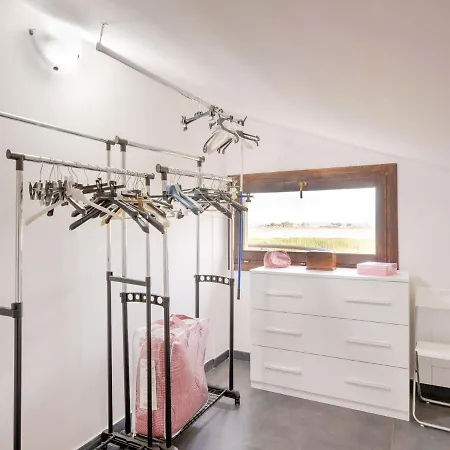 Snug Holiday Home In Quartu Sant'Elena-Ca With Garden * Quartu Sant'Elena